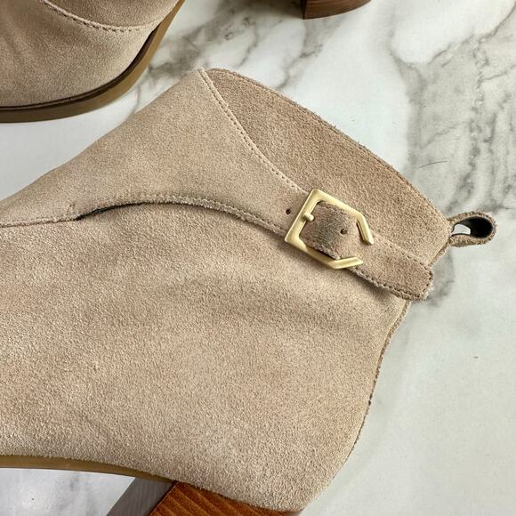 Cole Haan Harrington Grand Riding Suede Bootie Taupe Tan Size 11 Fall Classic - Picture 11 of 11